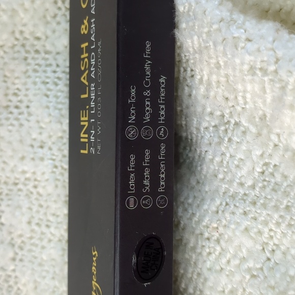 Shimmer Me Gorgeous LINE, LASH & GO in Black, 0.9ml/0.03fl oz - Picture 12 of 14